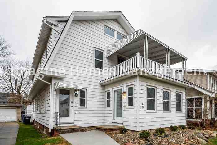 2176 Glenbury Ave #1 - Photo 3 of 17