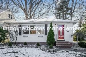 featured image of 32740 Parkway Dr