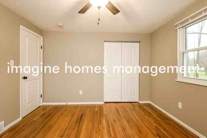 1208 Briardale Ct - Photo 7 of 19