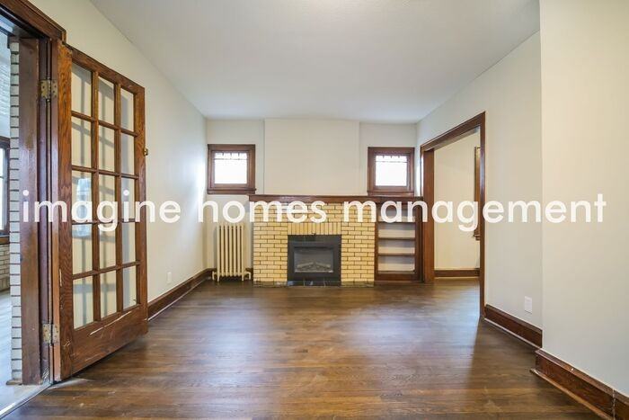 2100 Warren Rd - Photo 4 of 20