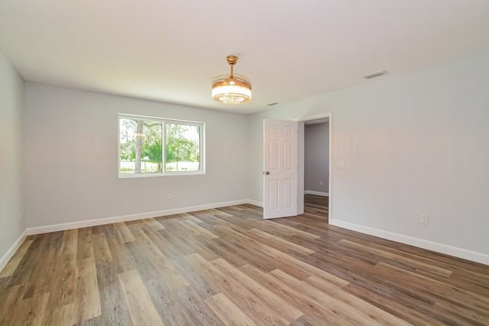 37420 New York Ave - Photo 3 of 14