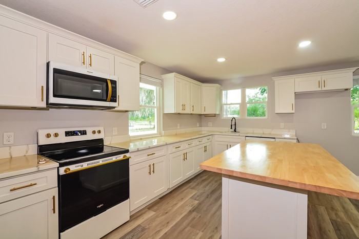 37420 New York Ave - Photo 7 of 14