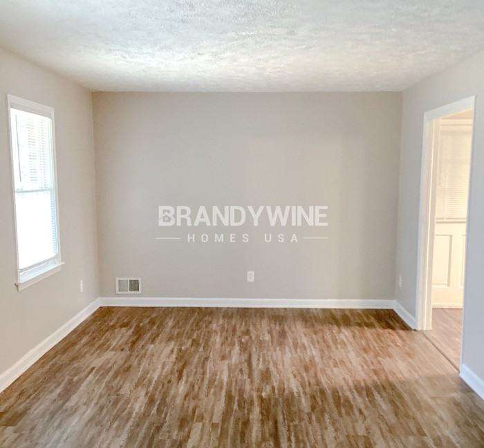 1481 Smokehouse Ln - Photo 6 of 30