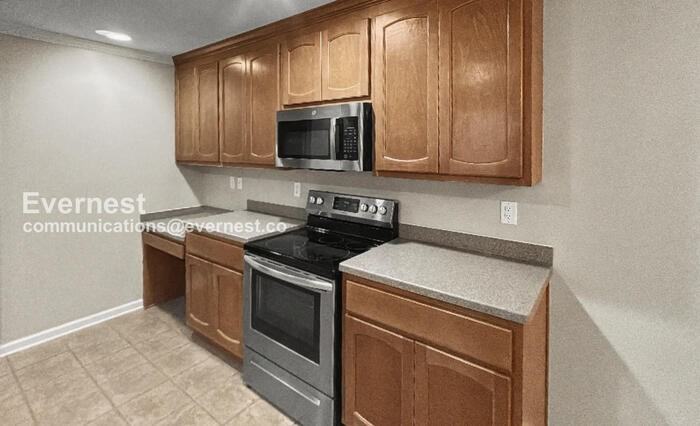 4800 Inglewood Ct Se - Photo 4 of 35