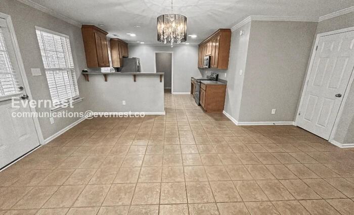 4800 Inglewood Ct Se - Photo 6 of 35