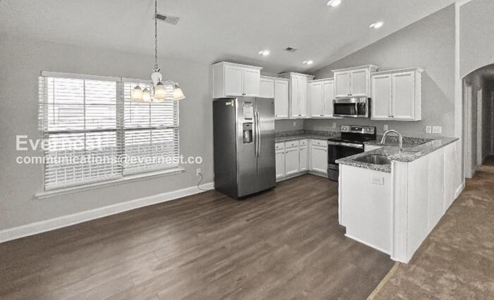 136 Pitts Griffin Dr - Photo 3 of 27