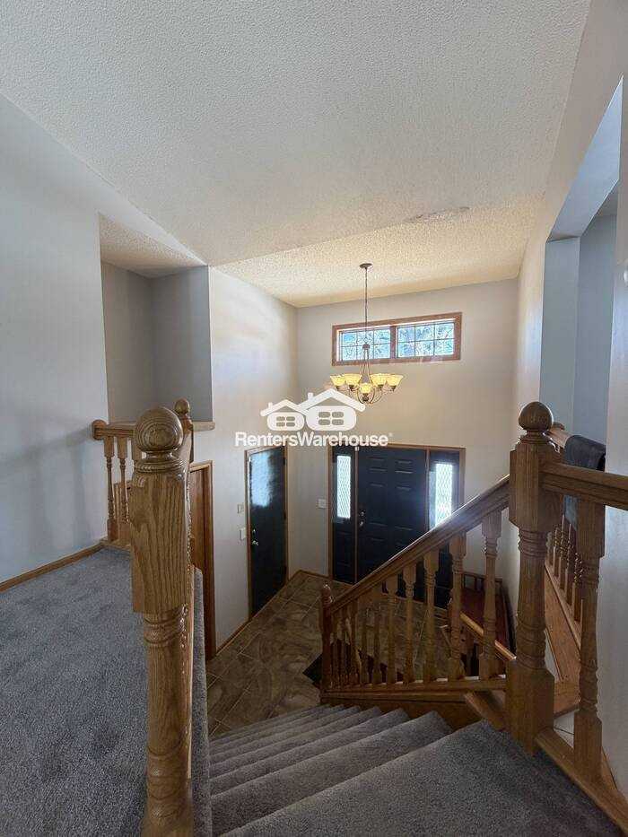 6520 Lucia Ln Ne - Photo 2 of 23