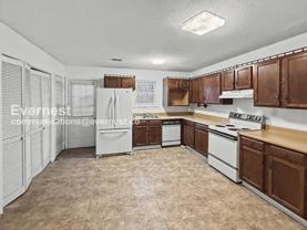 426 Buckingham Cir - Photo 1 of 1