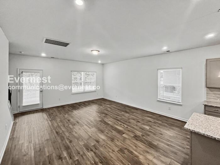 3231 Briar Chapel Dr - Photo 4 of 30