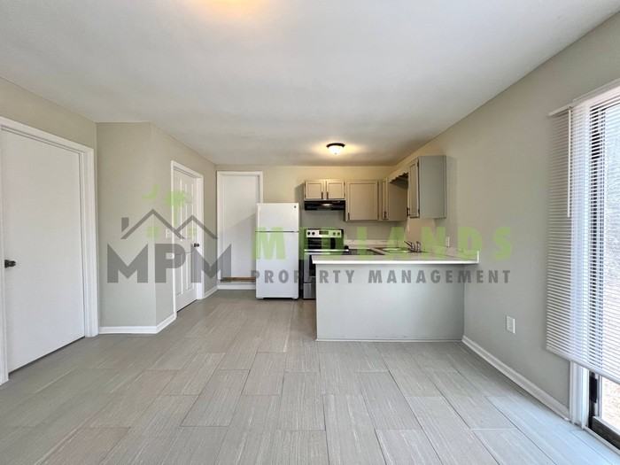 290 Browning Ct #B - Photo 5 of 32