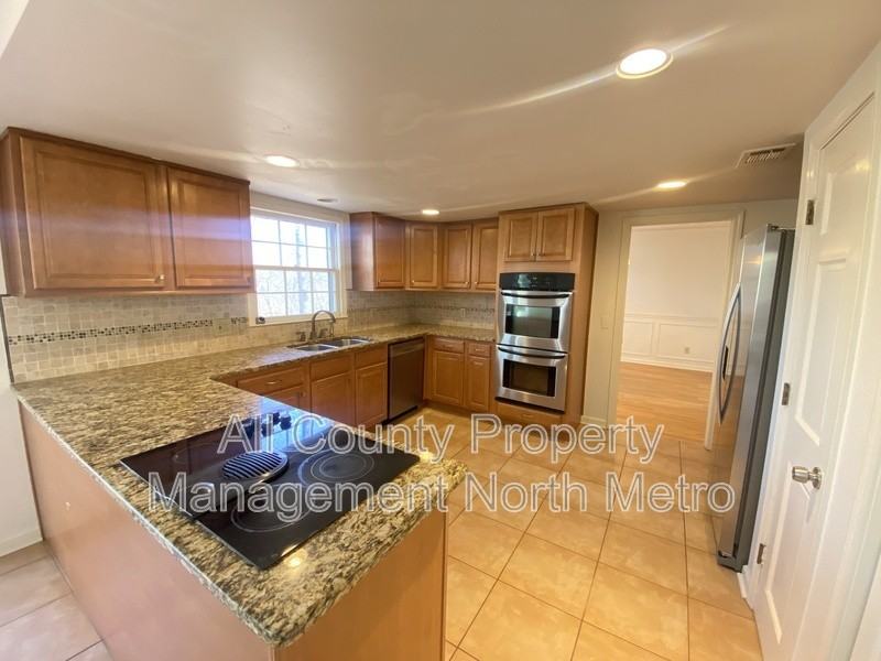 320 Six Branches Ct - Photo 6 of 22