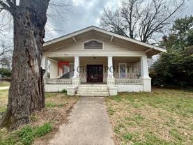 622 W Dobbs St - Photo 1 of 1