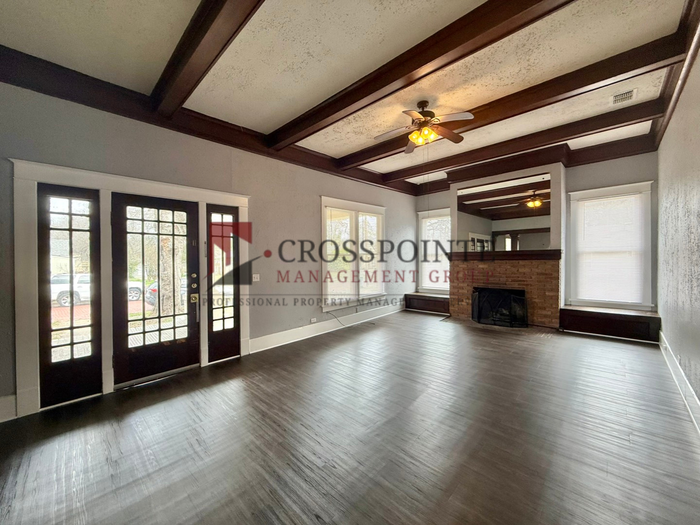 622 W Dobbs St - Photo 3 of 27