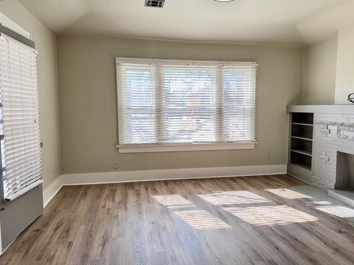 Nw 12th Pl #1 - Photo 4 of 17