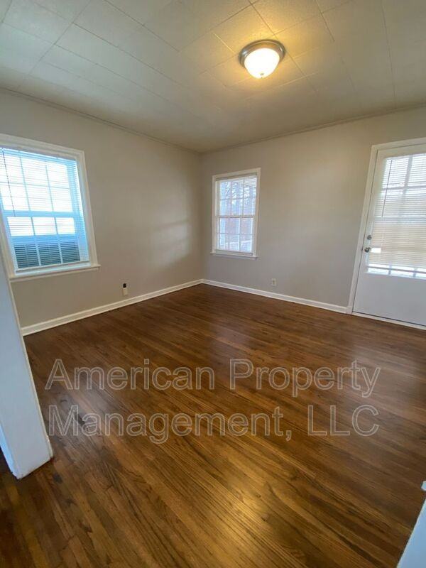 2808 E 1st Pl - Photo 7 of 20