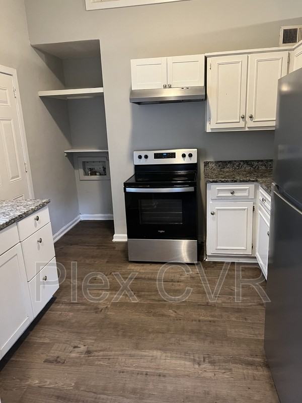 855 Goodson Dr - Photo 4 of 8