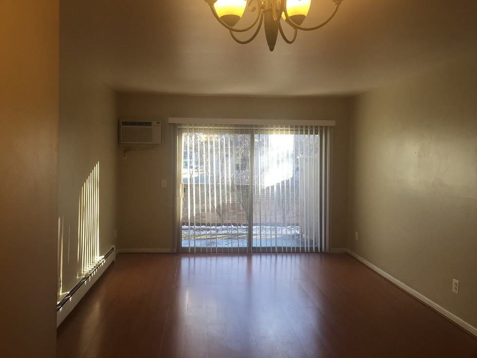 417 6th St #A - Photo 2 of 14