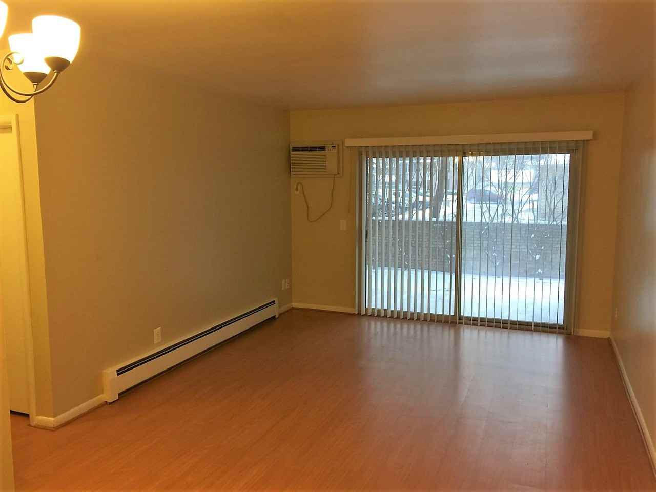 417 6th St #A - Photo 3 of 14