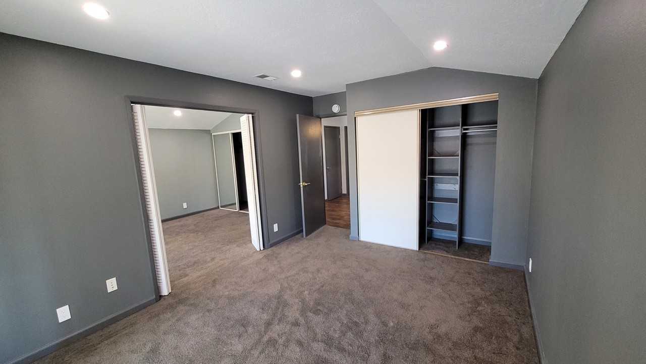 108 Lexington Dr #NA - Photo 5 of 16