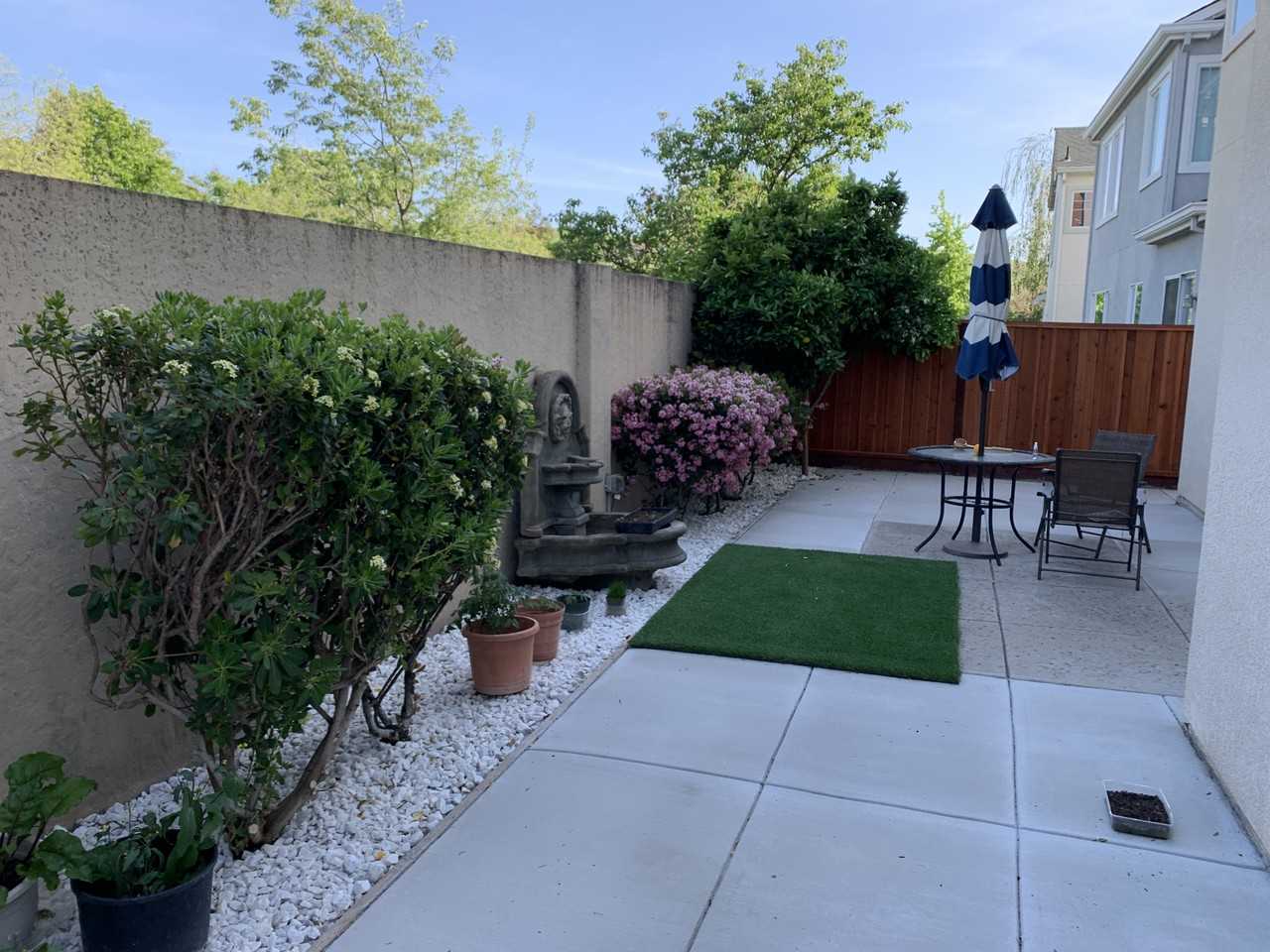 2201 S Donovan Way #NA - Photo 7 of 8