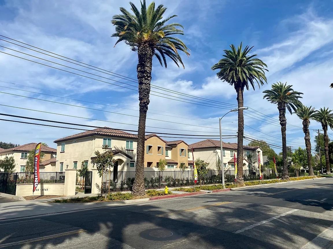 3725 Jefferson St #10