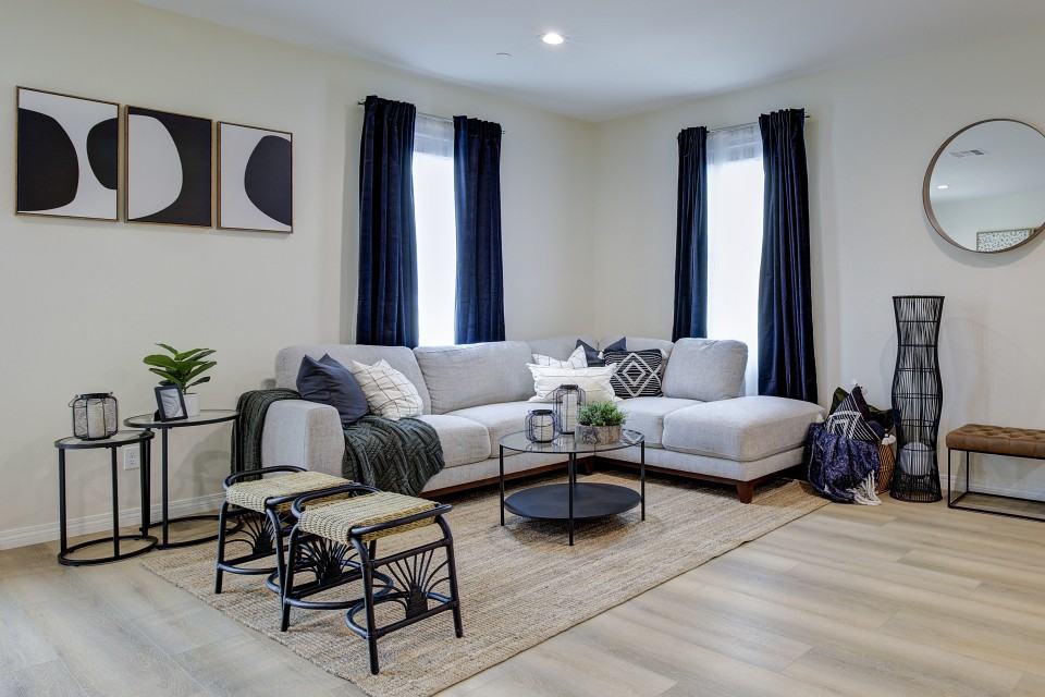 3741 Jefferson St #10 - Photo 2 of 5