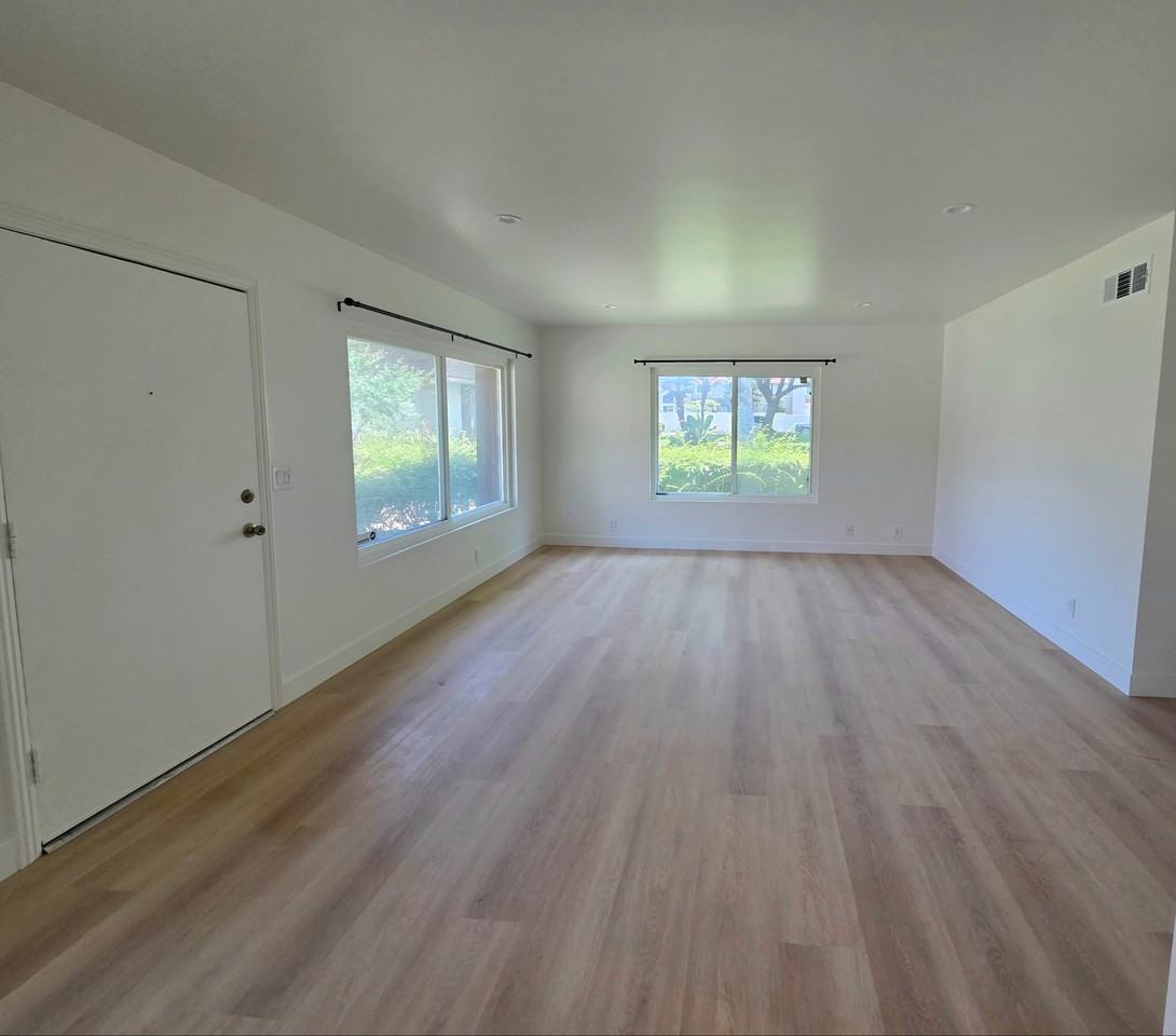 1163 N Barston Ave #NA - Photo 4 of 13