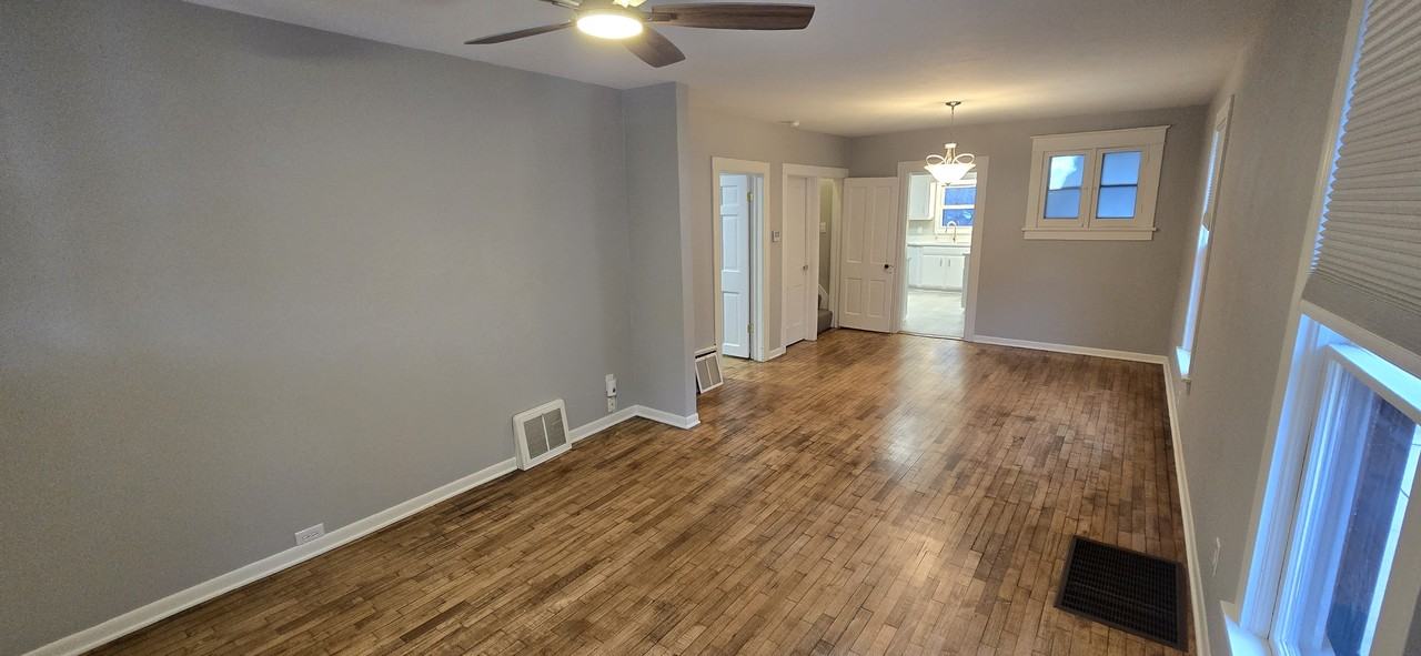 1015 E Eldorado St #NA - Photo 7 of 24