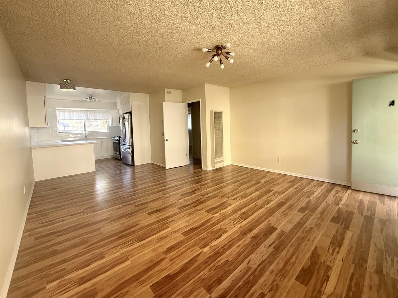 715 Salem St #4 - Photo 3 of 13