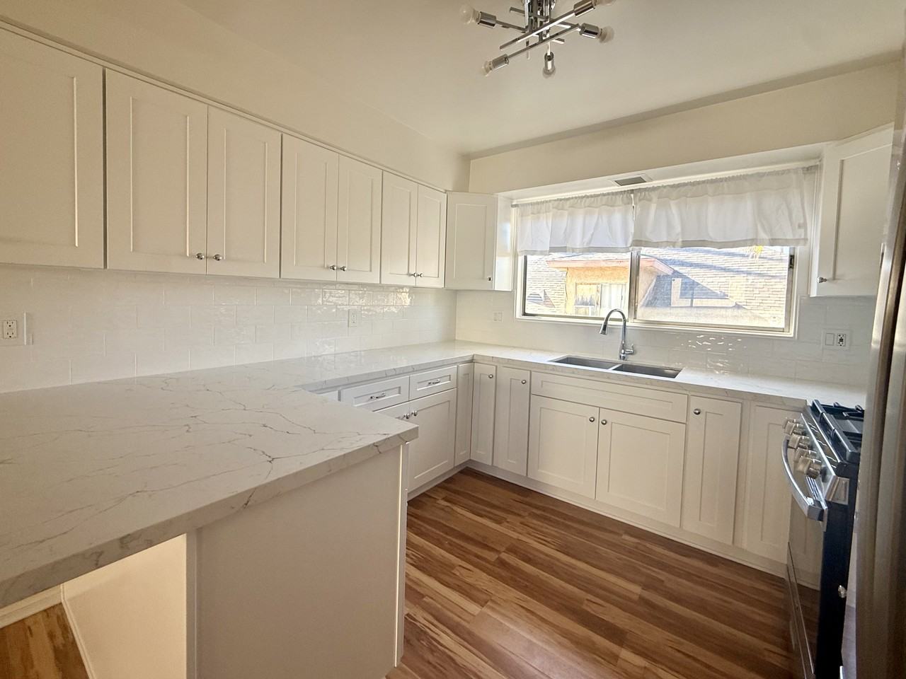 715 Salem St #4 - Photo 4 of 13