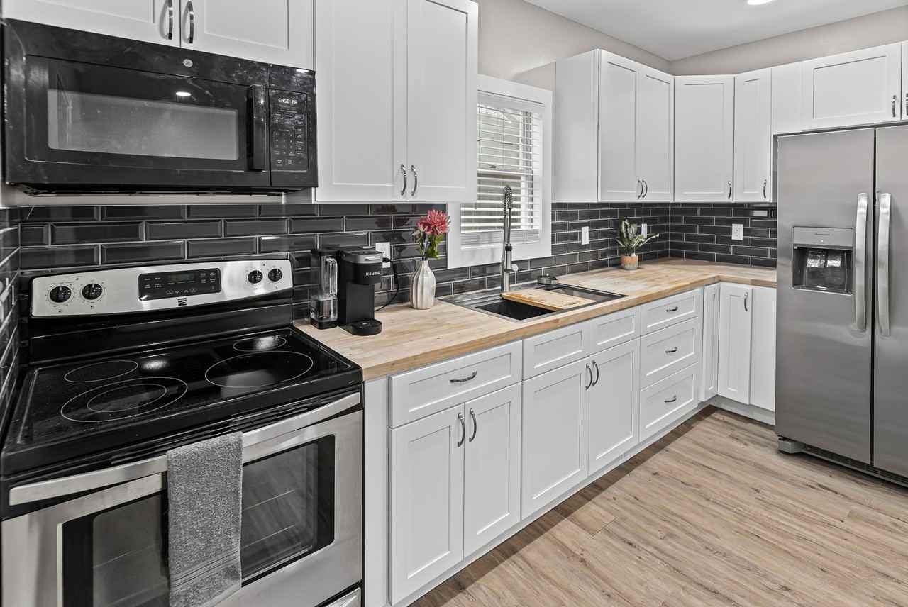 309 S Euclid Ave #NA - Photo 3 of 44