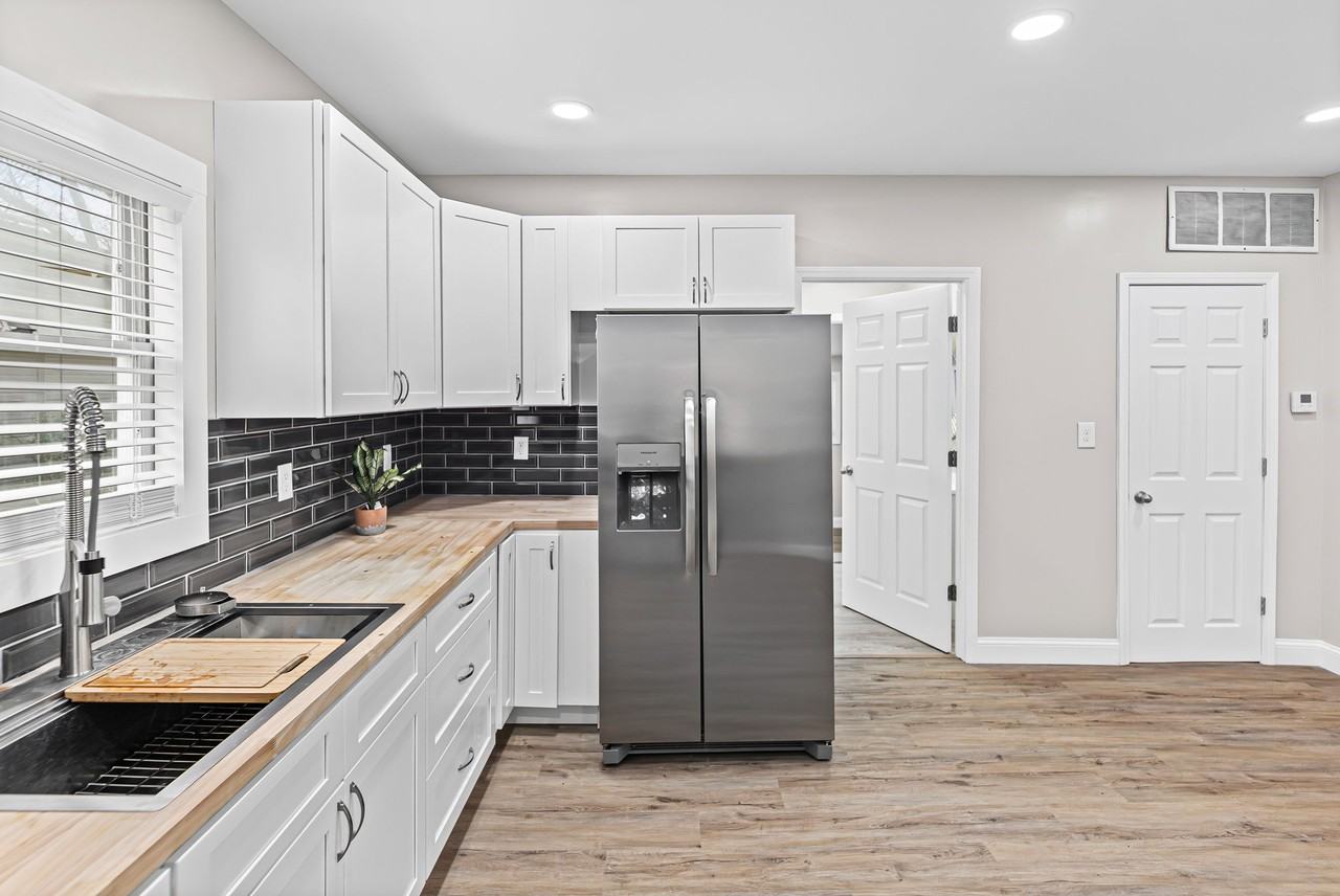 309 S Euclid Ave #NA - Photo 4 of 44