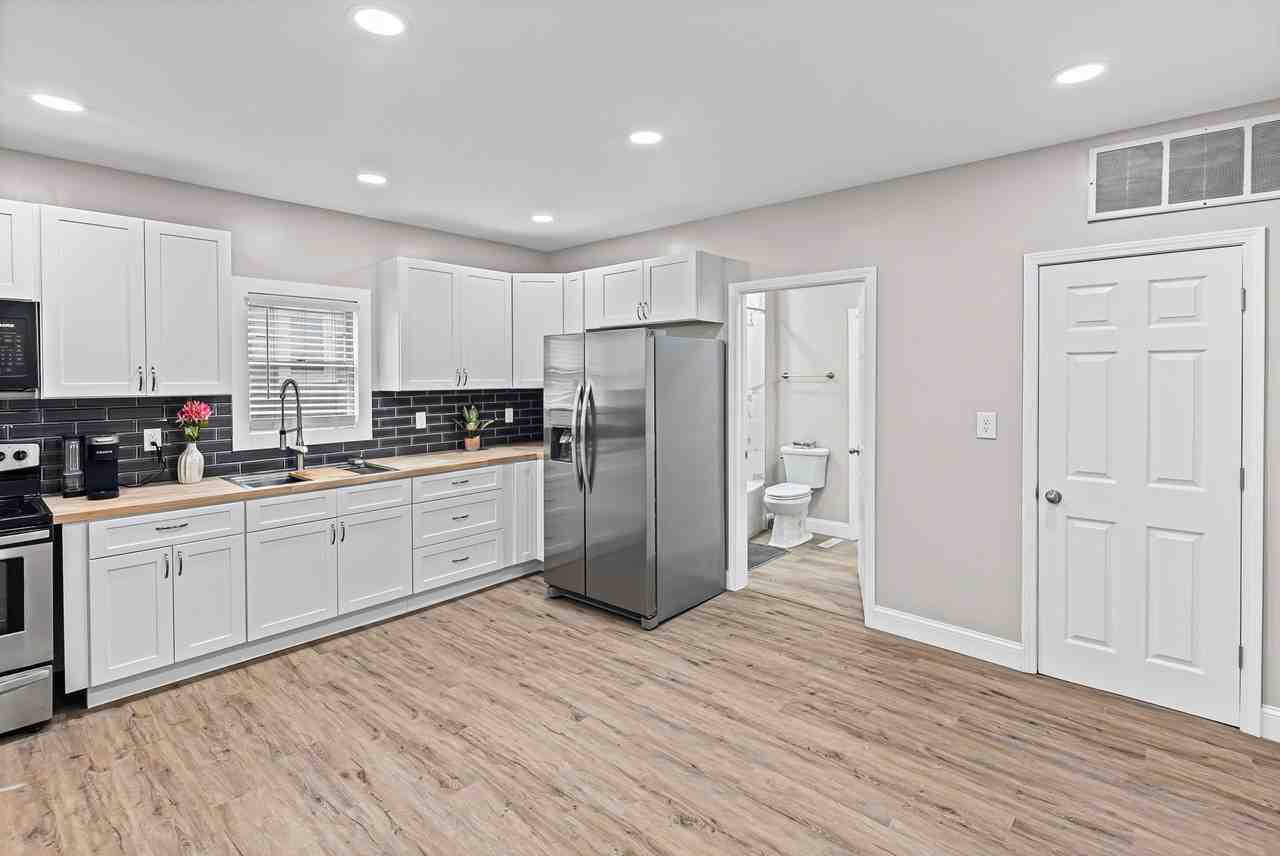 309 S Euclid Ave #NA - Photo 5 of 44