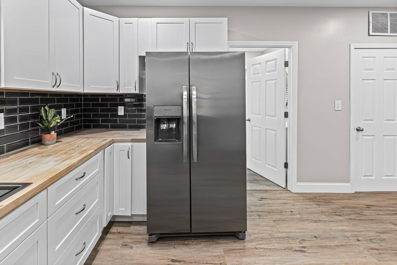 309 S Euclid Ave #NA - Photo 7 of 44