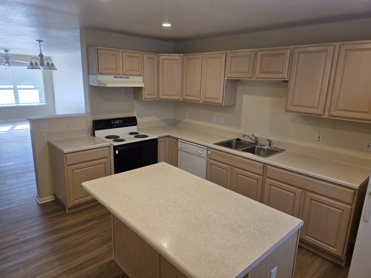 4400 Rawhide Rd #119 - Photo 4 of 12