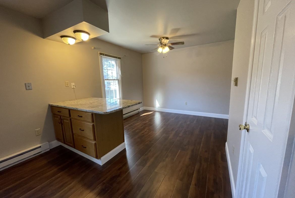 534 Nicholas Ave #NA - Photo 7 of 22