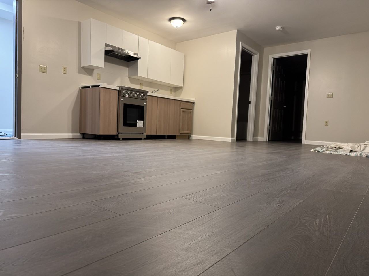 355 S Main St #B1 - Photo 2 of 9