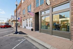 featured image of 120 N Main St