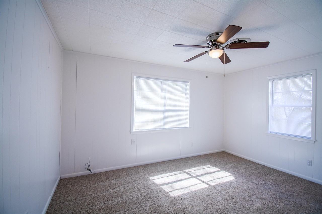 203 Schuerenberg St #1 - Photo 7 of 19