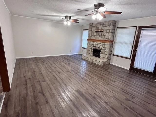 235 N Michigan Street - Photo 2 of 10