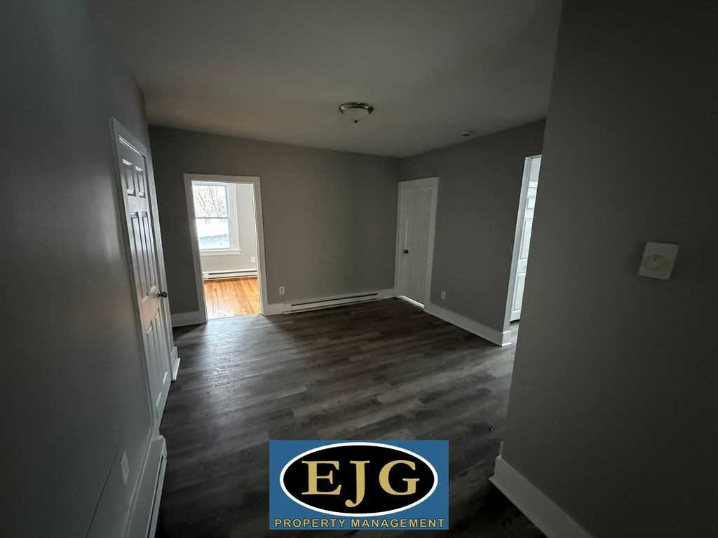 205-213 Pine Street - NEW - 207 - 2 #207-2 - Photo 4 of 29