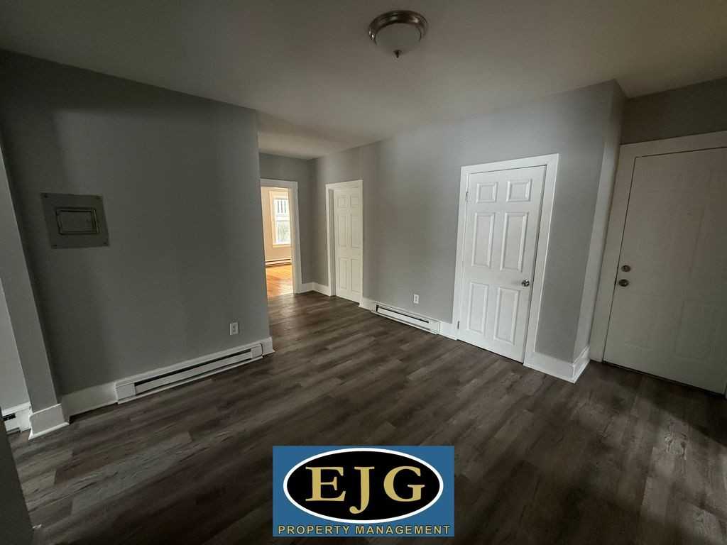 205-213 Pine Street - NEW - 207 - 2 #207-2 - Photo 5 of 29