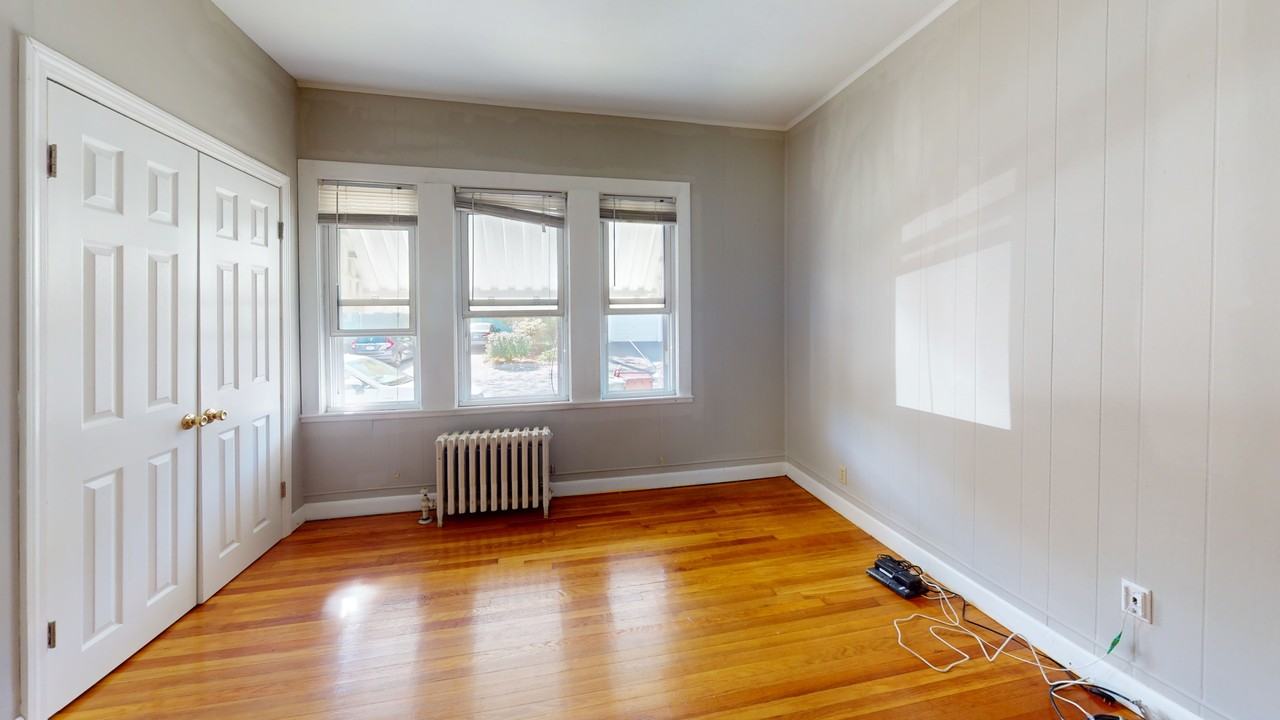 48 Oak St #1 - Photo 4 of 12