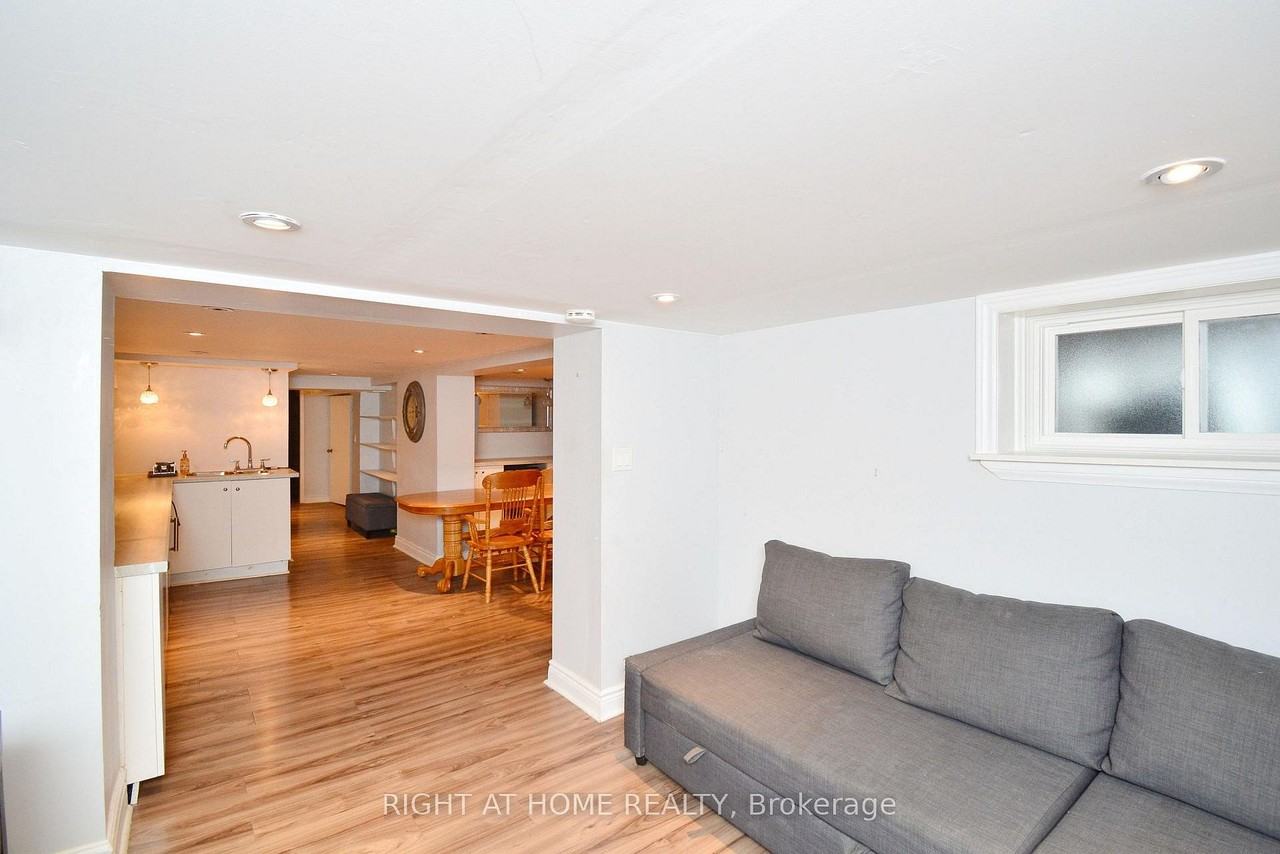 22 Landour Avenue - Photo 6 of 26