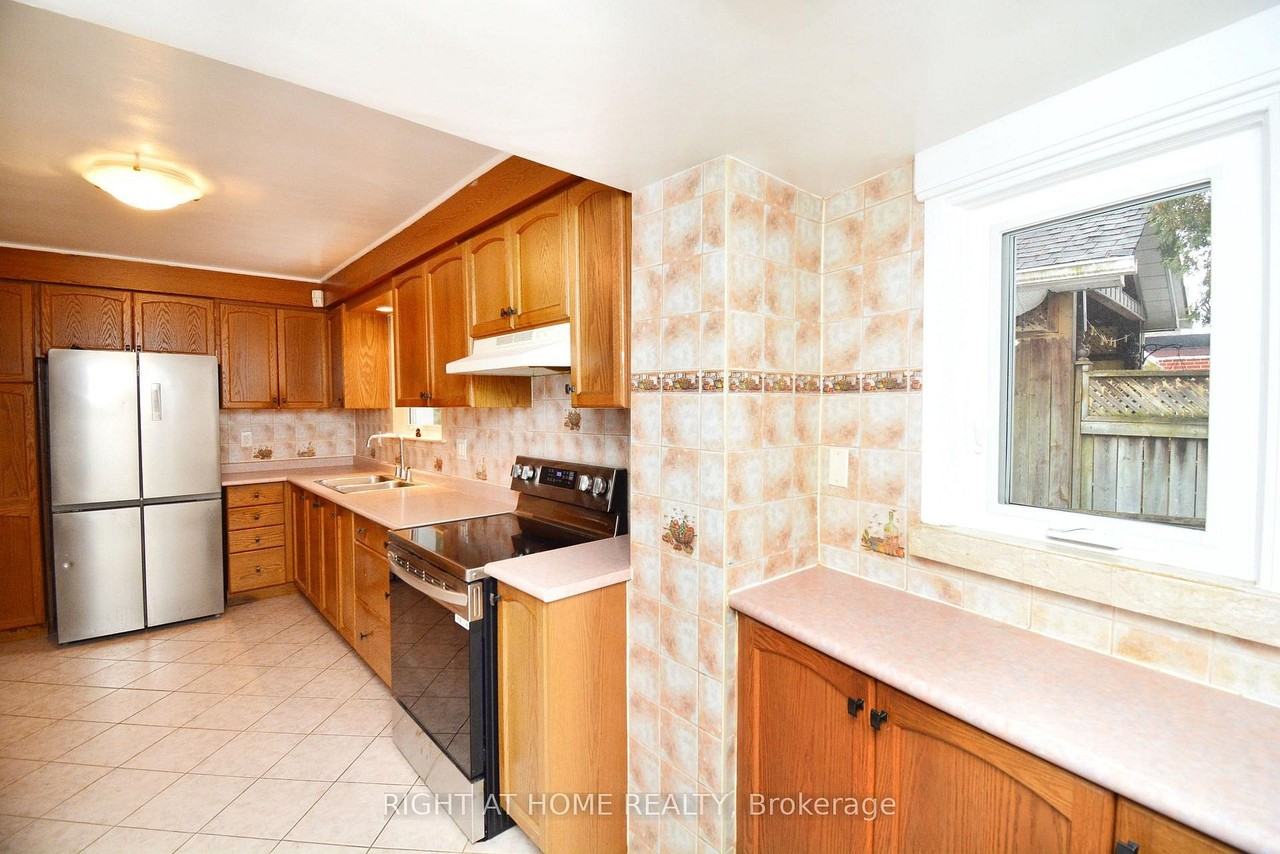 22 Landour Avenue - Photo 2 of 26