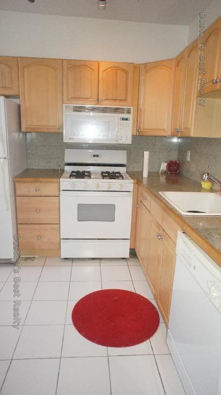 2001 Commonwealth Avenue - 1Apt 25 #25 - Photo 4 of 13