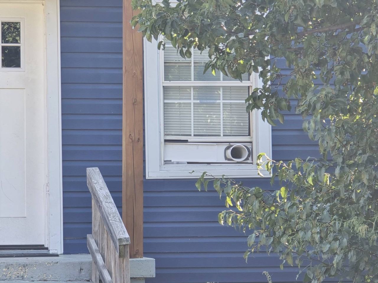 3100 Nw 33rd St #1 - Photo 4 of 7