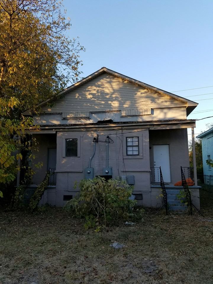 305 Abingdon Ave Nw #305 - Photo 3 of 18