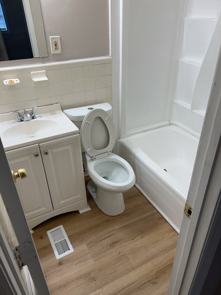 4819 Lumary Dr Nw #1 - Photo 6 of 28