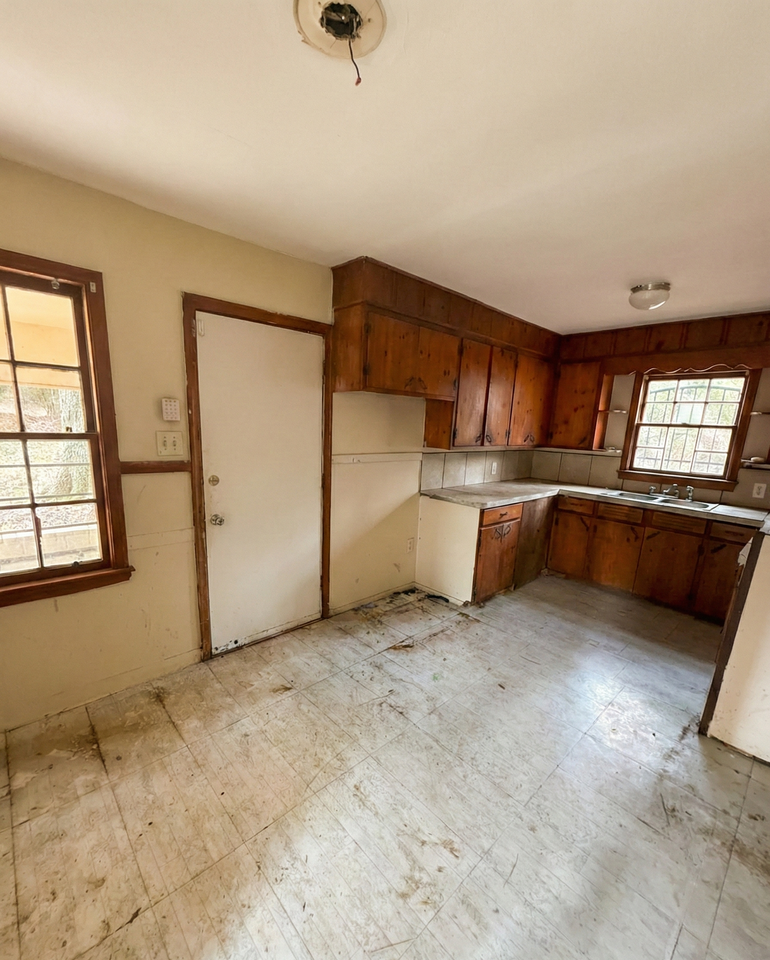 350 Dona Avenue - Photo 7 of 8